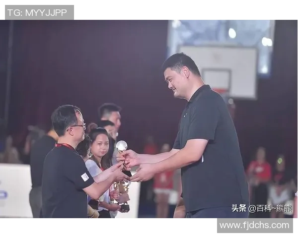 姚明腿伤支架的背后故事与康复之路的艰辛与希望