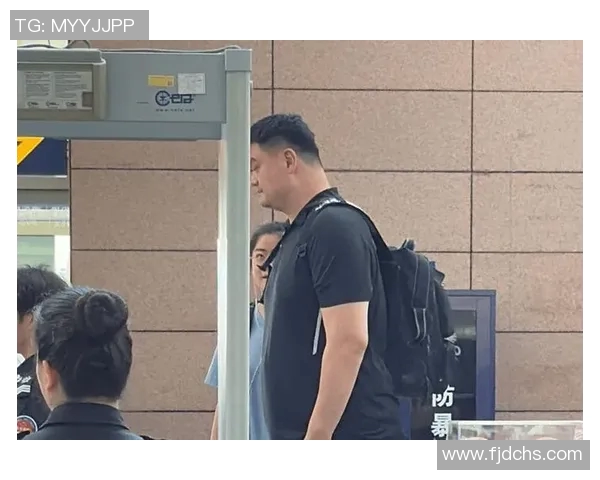 姚明的生活足迹揭秘他在中国和美国的居住地与生活方式